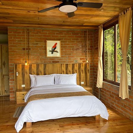 Piripe Wellness Lodge Pacto Exterior photo