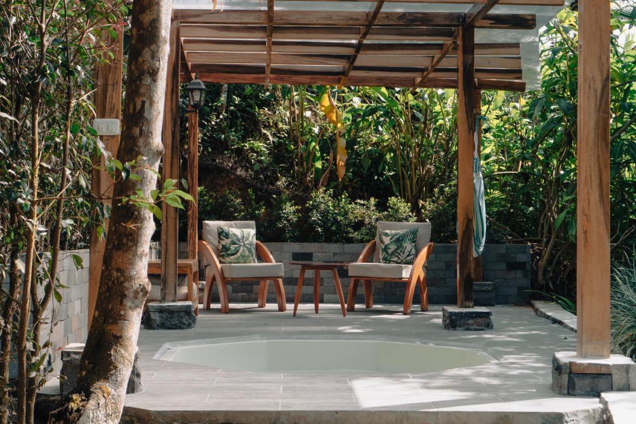 Piripe Wellness Lodge Pacto Exterior photo