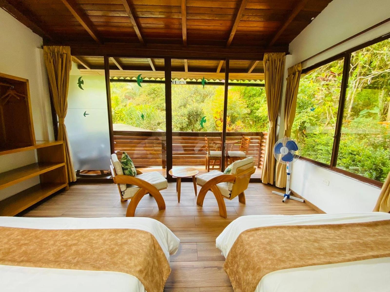 Piripe Wellness Lodge Pacto Exterior photo